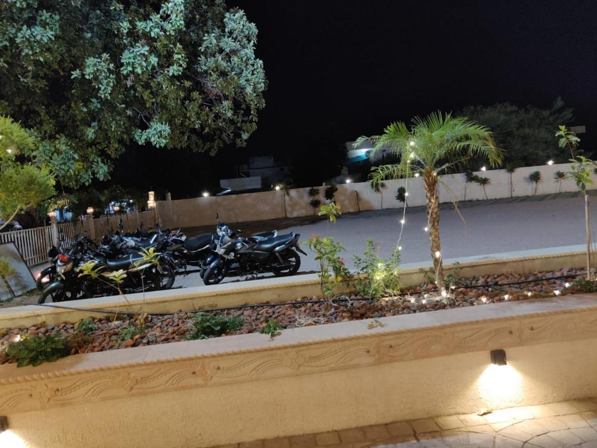 Hotel Virasat By Bookingcare Chhatarpur Exteriér fotografie